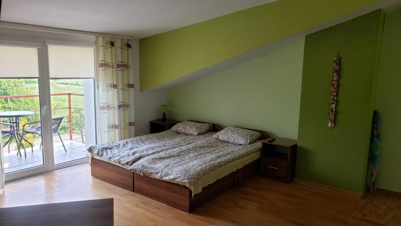Willa Wega - Pokoje Goscinne I Domki Sianożęty Exterior foto