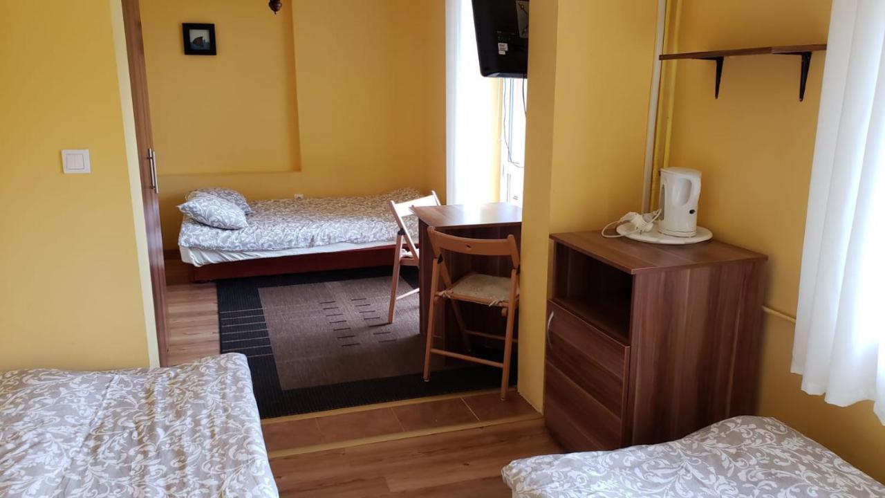 Willa Wega - Pokoje Goscinne I Domki Sianożęty Exterior foto